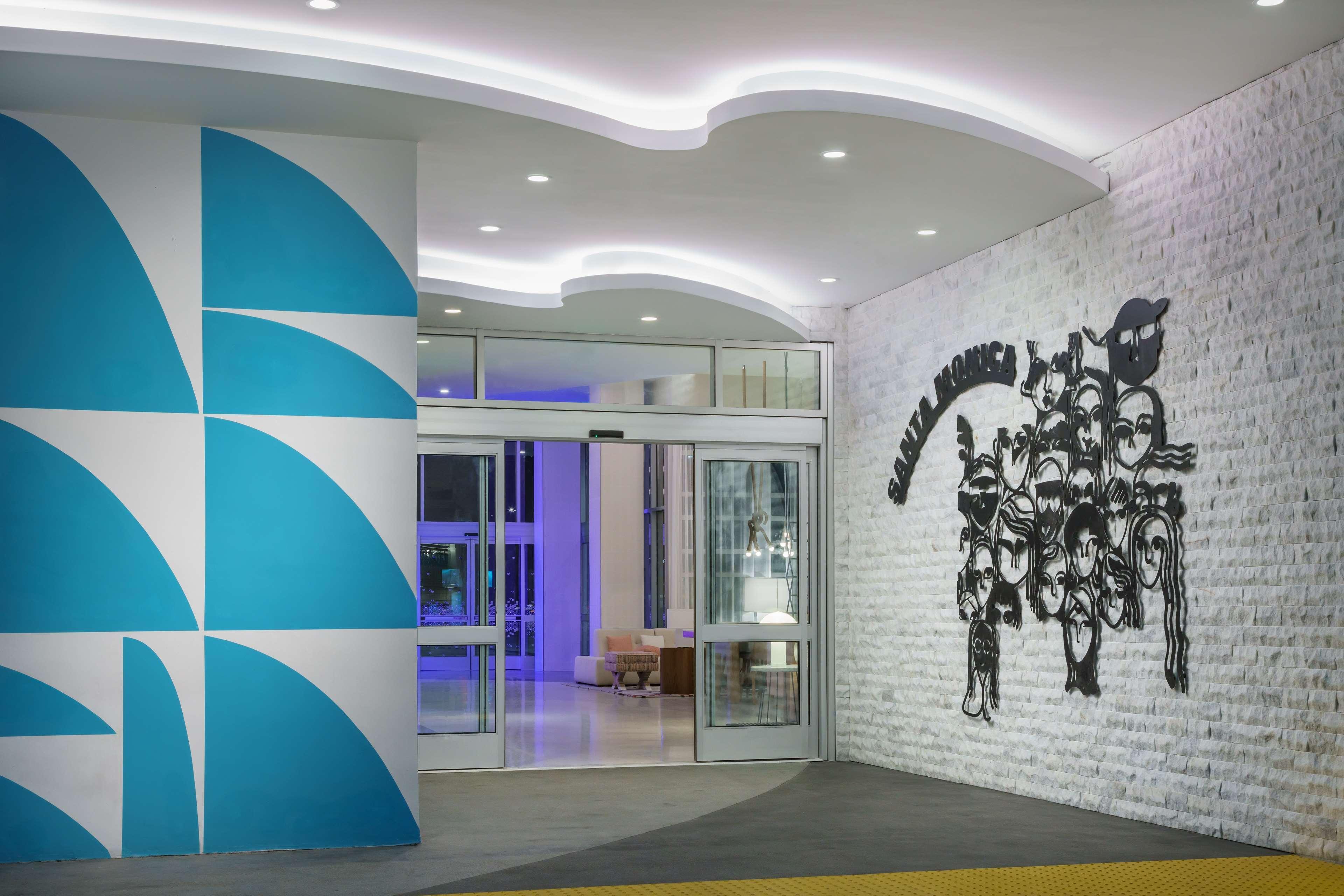 Hampton Inn & Suites סנטה מוניקה מראה חיצוני תמונה