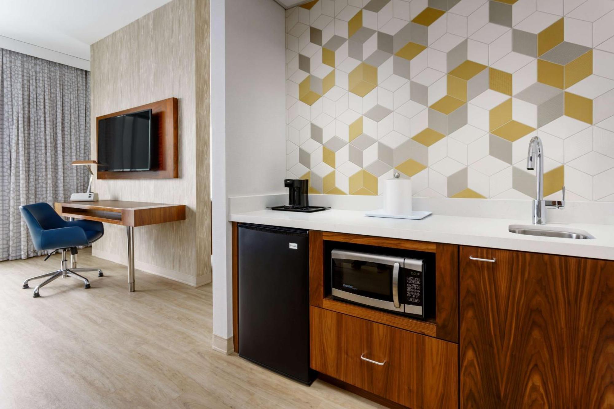 Hampton Inn & Suites סנטה מוניקה מראה חיצוני תמונה